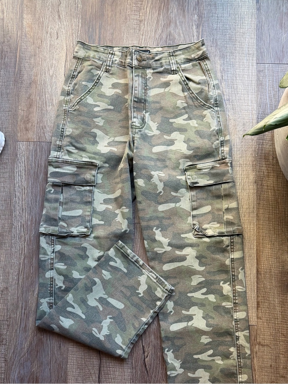 Camo Cargo Pants - Olive Green